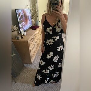 Floral Open back maxi dress